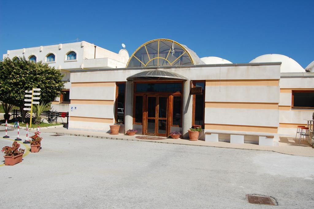 Hotel Club Pegaso مارينا دي ميليلّي المظهر الخارجي الصورة